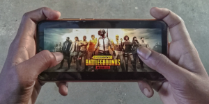 Navigating the Digital Playgrounds: The Rise and Ripple Effect of Mobile Gaming